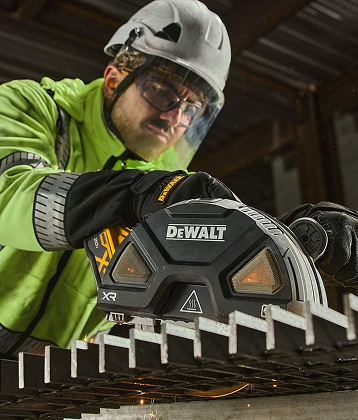 TOUGH POWER. ANYWHERE THE WORK GOES.